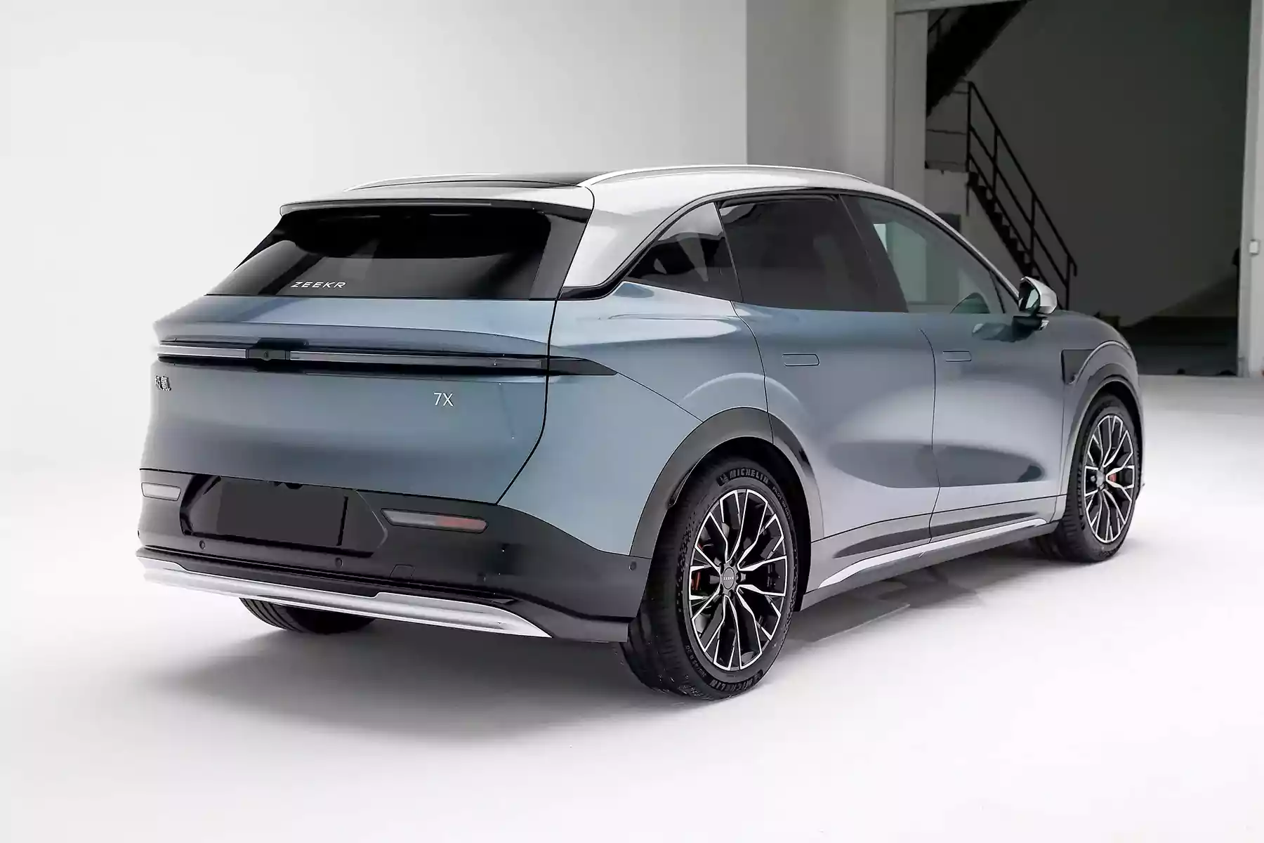 Zeekr 7X — Rear View